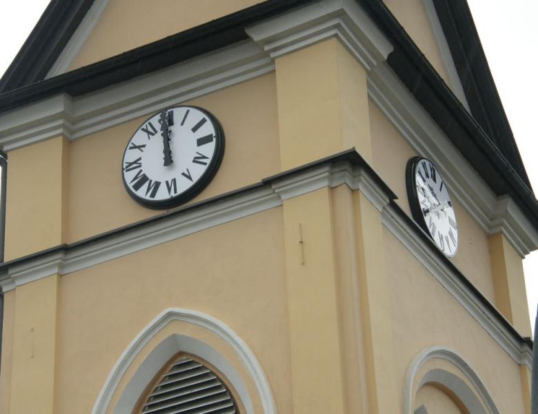 Wykonanie zegara wieżowego na dzwonnicy dwutarczowego w Bukowsku